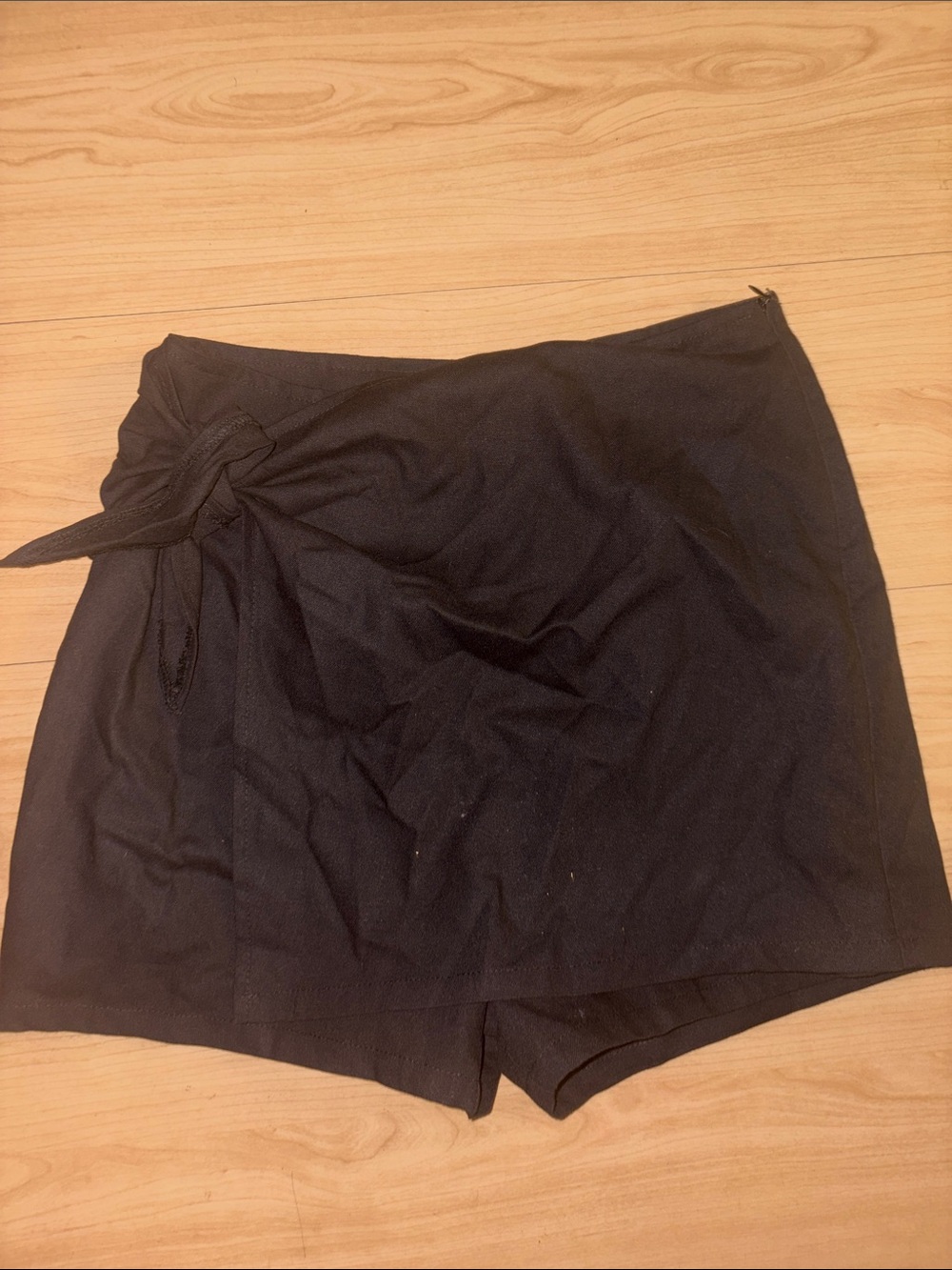 Women's Yellow Long-Sleeve Performance skirt
